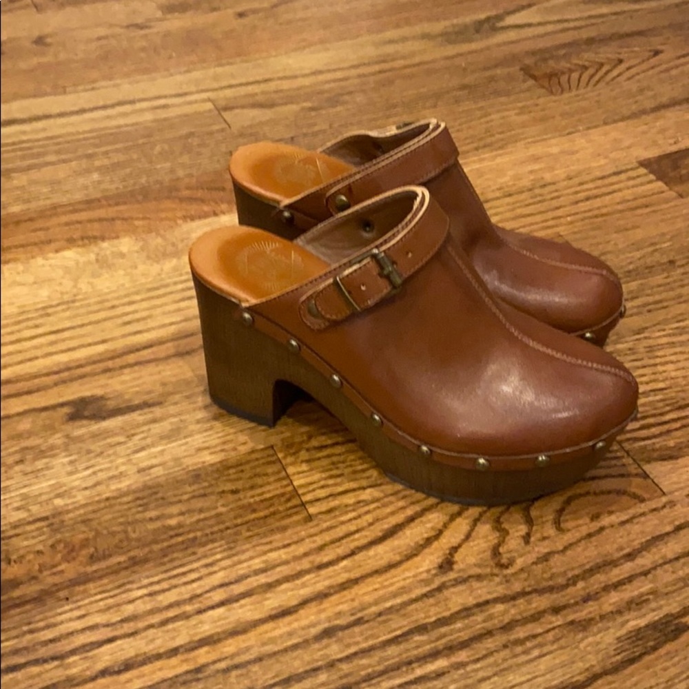 True Craft heels